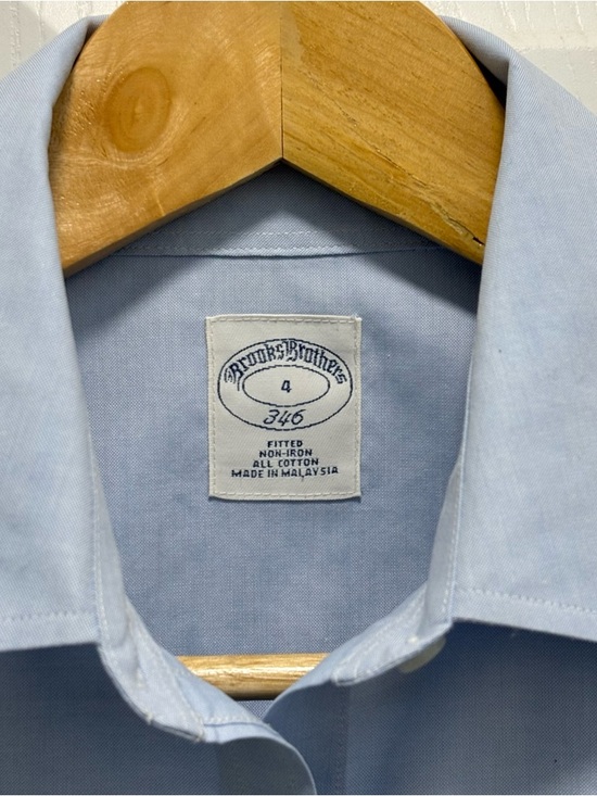 Brooks Brothers 346 Sleeveless Non-Iron Top. Collared Shirt, Blouse. Size 4 - Picture 8 of 12